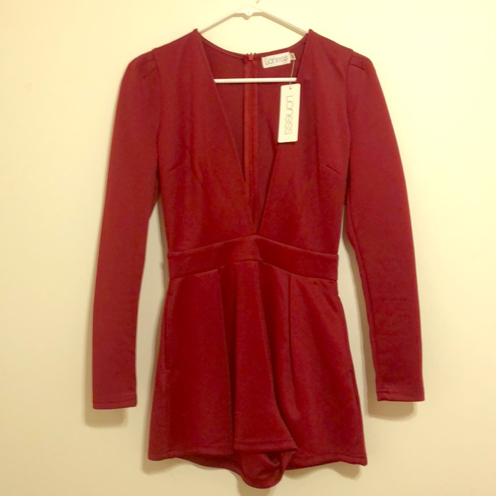 Lioness deep-v romper in burgundy
